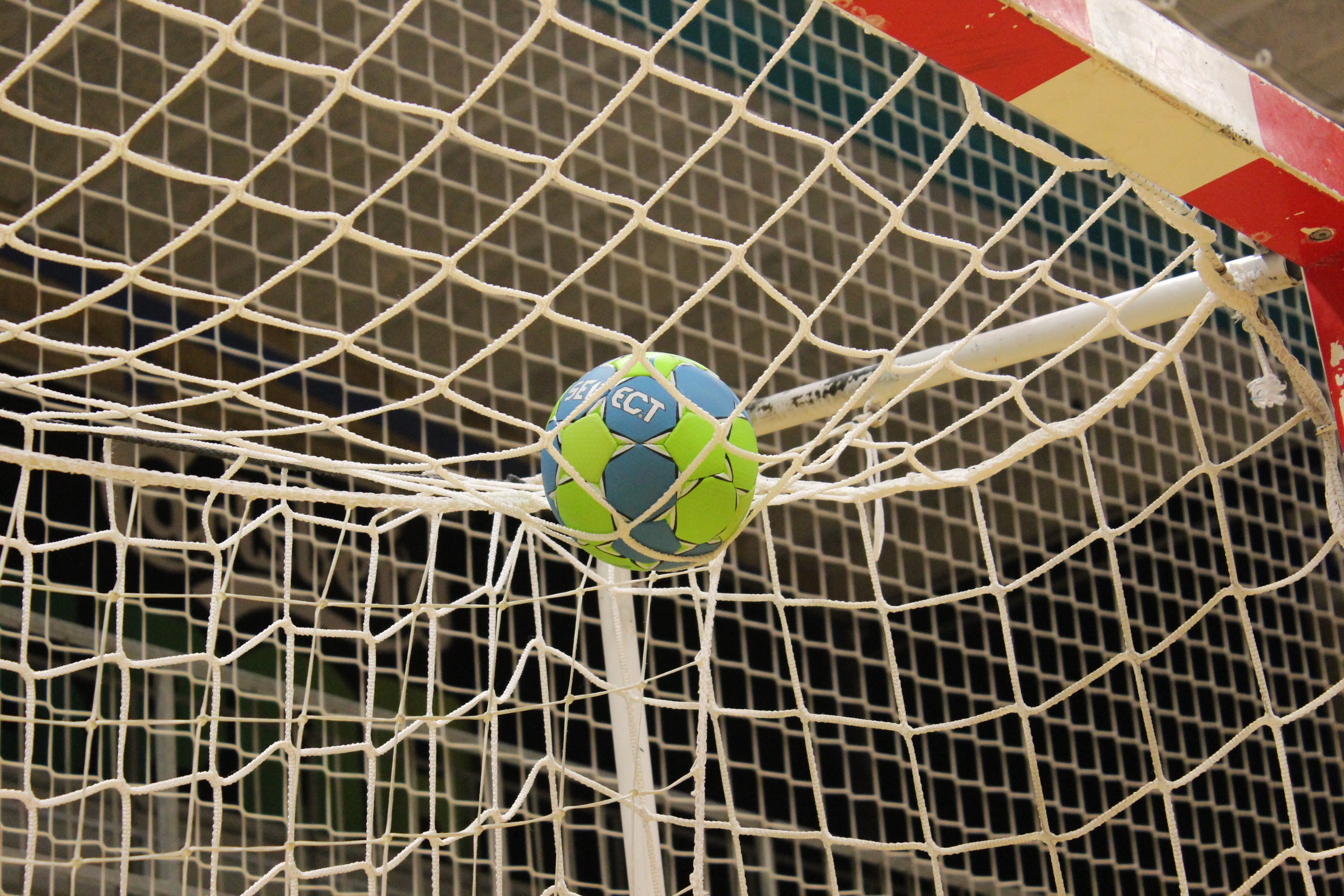 Ausstattung für Teamsport / Unternehmen